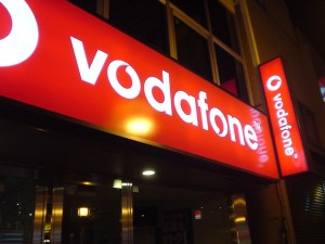 Vodafone confiesa que todos los teléfonos están pinchados