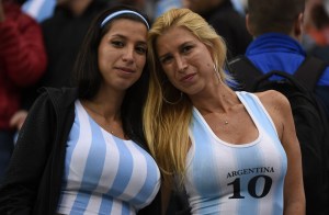 ¿Con estas poderosas razones en las gradas cómo Argentina no iba a ganar?