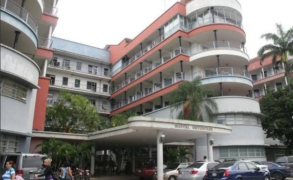 Así se encuentran las instalaciones del Hospital Universitario de Caracas (Video)