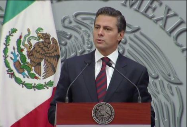 Peña Nieto declina al #icebucketchallenge porqué hará donativo