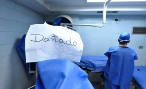 Hospitales venezolanos operan con 5% de materiales