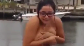 Gran recopilación de gente embarrándola con el #IceBucketChallenge