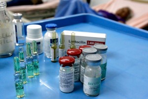 Ministerio no ha emitido órdenes de compra de antirretrovirales para este año