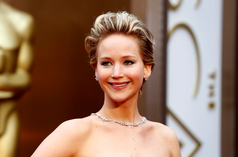 Un mes después Jennifer Lawrence habla sobre sus fotos desnuda