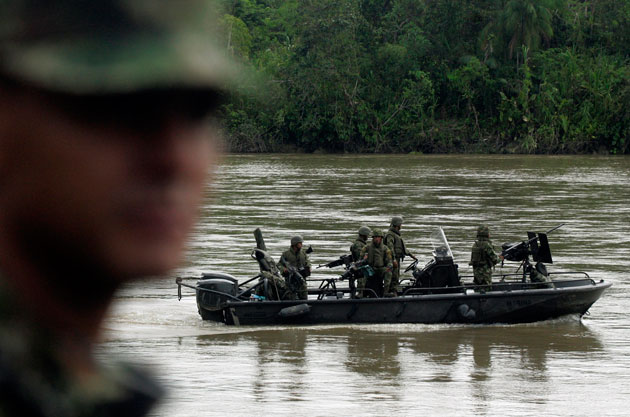 Militar venezolano muere en ataque guerrillero en frontera con Colombia