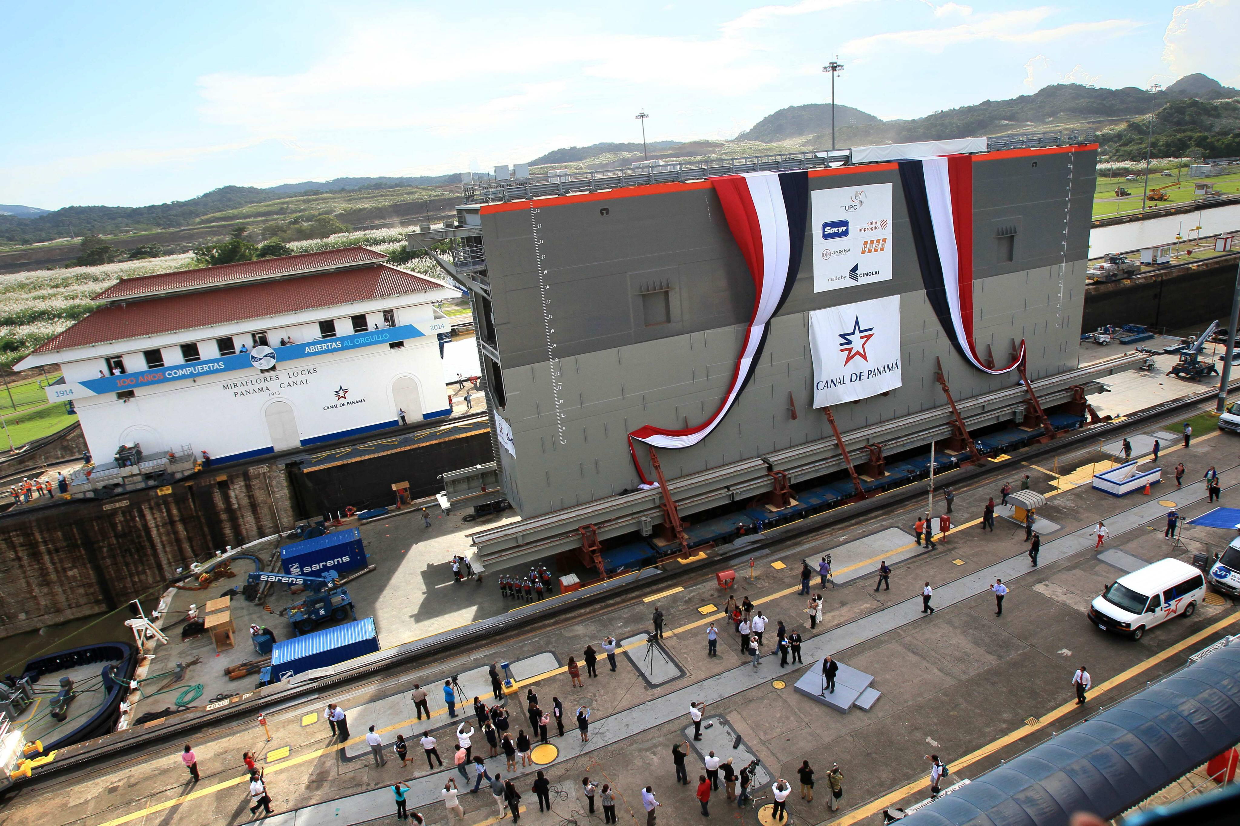 Panamá espera iniciar las operaciones nuevo Canal interoceánico en abril de 2016