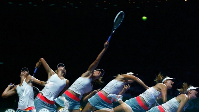 El saque de Sharapova (fotosecuencia)