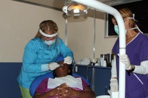 El 70% de consultorios odontológicos en Carabobo han cerrado por falta de insumos