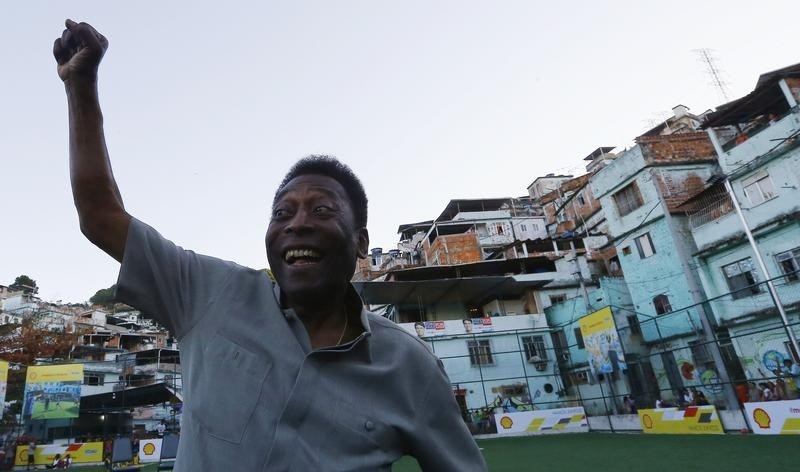 Salud de Pelé empeora y es trasladado a terapia intensiva
