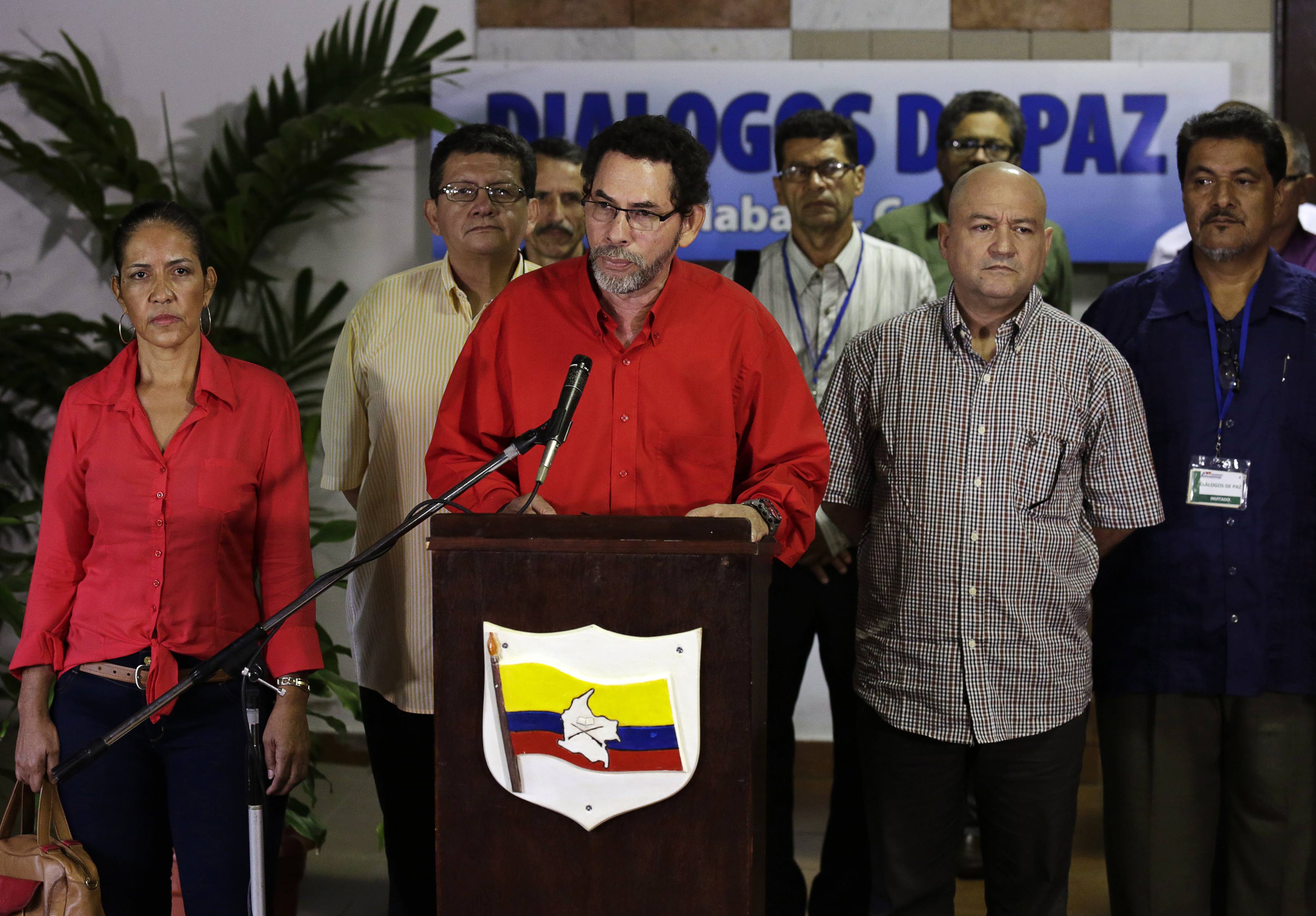 Las Farc confirma secuestro del general Alzate pero en La Habana se niega