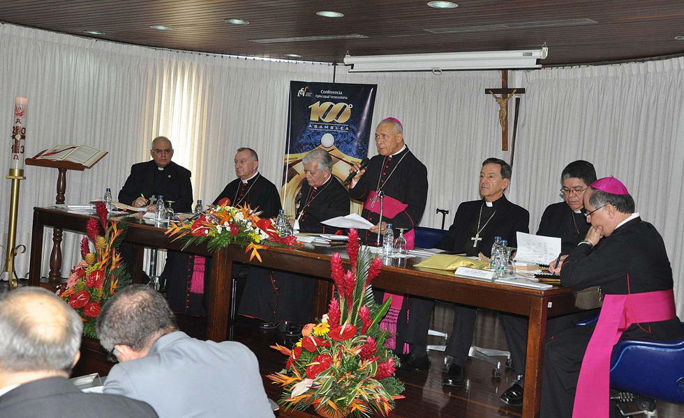 Conferencia Episcopal pedirá al Papa mediación en crisis de Venezuela