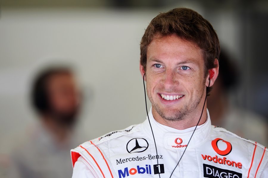 El excampeón mundial de Fórmula 1 Jenson Button se casa en Hawai