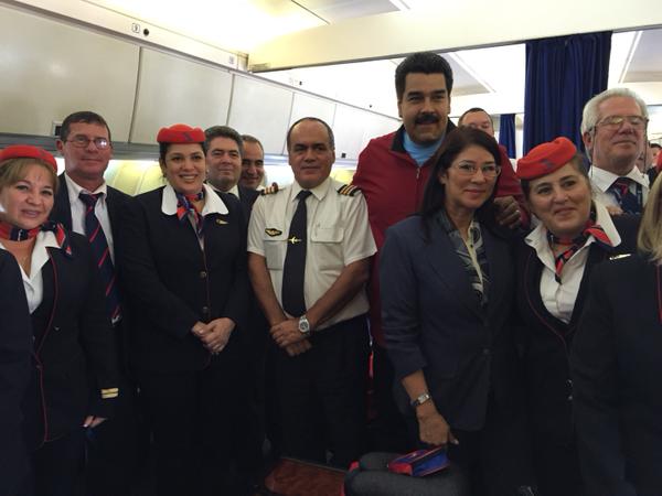 Esta es la tripulación que acompañó a Maduro en su gira (Foto)