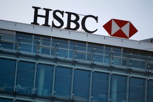 La oposición acusa al gobierno británico de connivencia con el HSBC