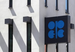 La OPEP bombeando duro: Alcanzó en junio su máximo en tres años y medio