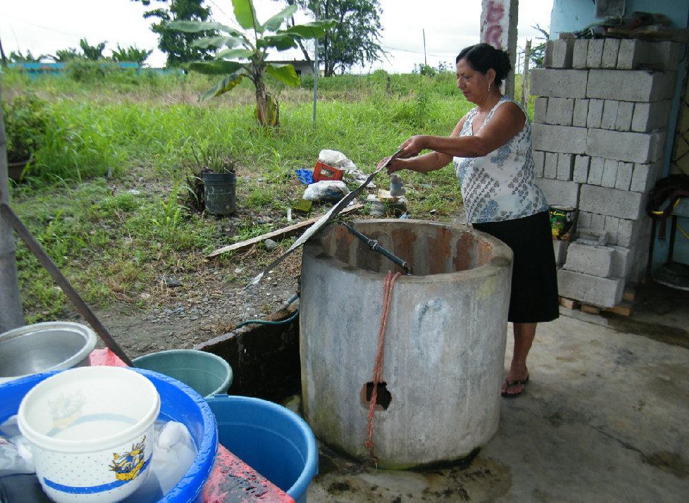 Sectores de Guasipati claman por agua y luz