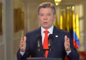 Santos califica de “paso importantísimo” el acuerdo con las FARC