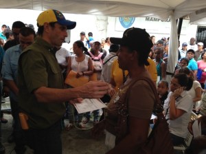 Capriles: Los únicos golpes que preocupan a los venezolanos son el desayuno, almuerzo y cena