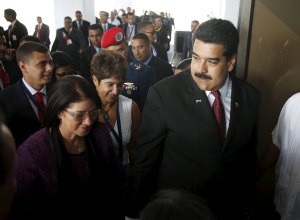 Maduro confirma encuentro con Obama y dice que “puede haber” más contactos