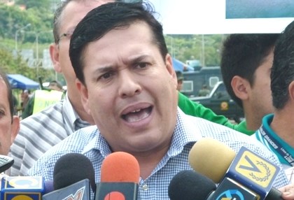 “Más de 100 policías envió Vielma obligados a marchar a Caracas”