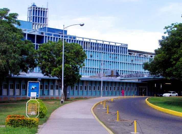 Pabellón del Hospital Universitario de Maracaibo está contaminado