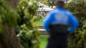 Un mini helicóptero aterriza en jardines del Capitolio de EEUU