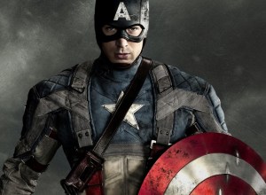 Chris Evans regaló el escudo original de Capitán América a un niño que salvó a su hermana de un ataque