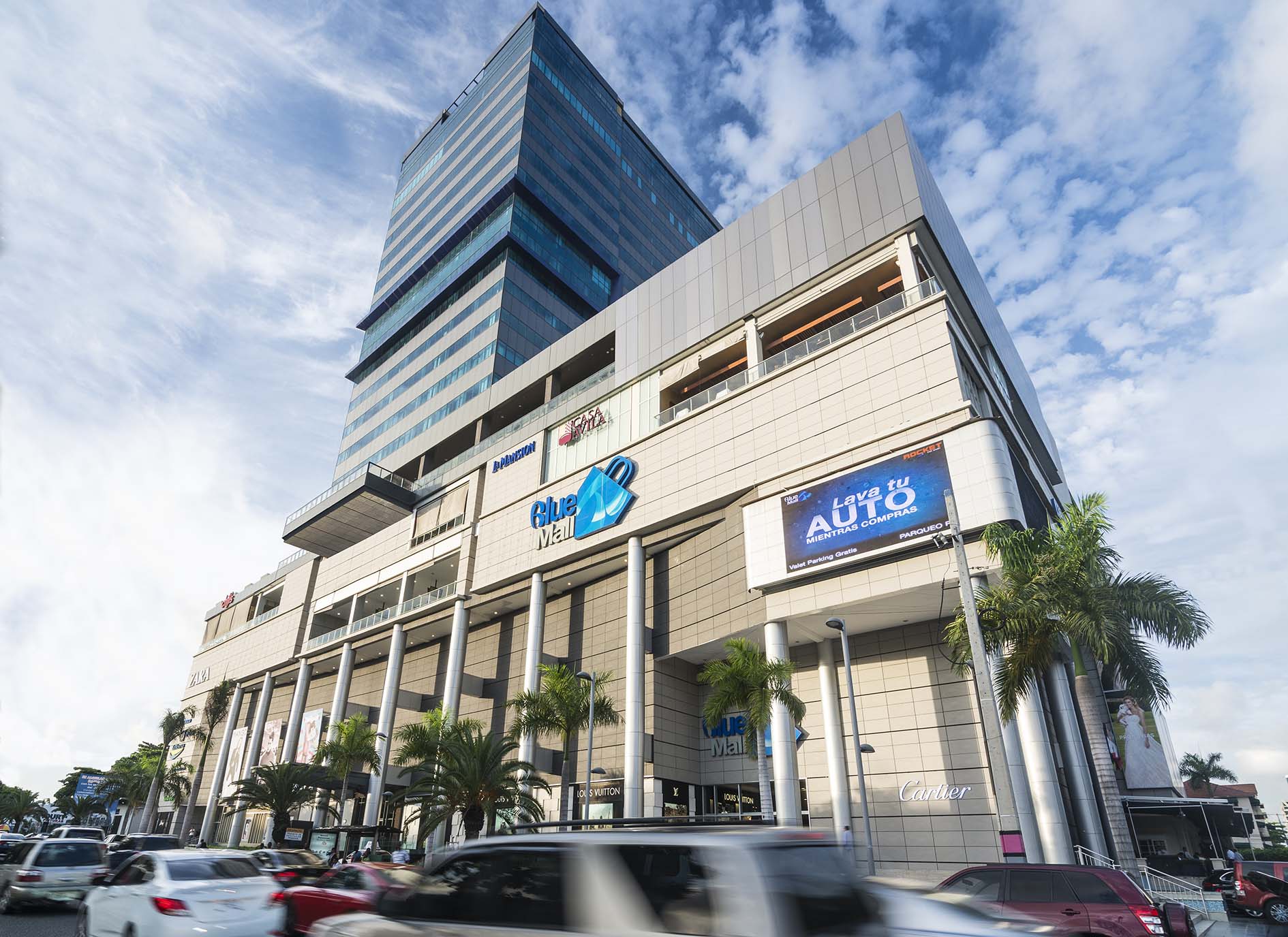 Blue Mall Santo Domingo, una de las mejores empresas para trabajar