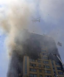 Un incendio en Bakú deja 15 muertos (Fotos y Video)