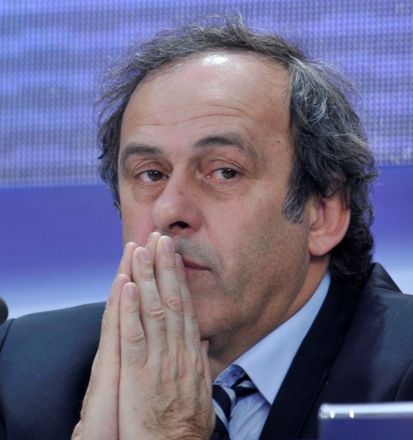 El Comité de Ética de la FIFA pide la expulsión de por vida de Platini