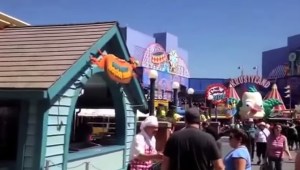 Recrean la ciudad de The Simpsons a tamaño real en Los Angeles (Video)
