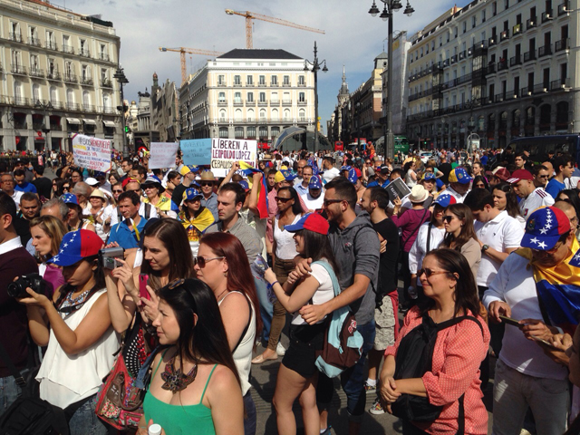 Fotos: Madrid reventó de ánimos en apoyo a Leopoldo y Venezuela