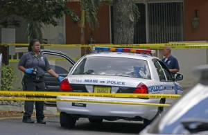 Un adolescente muerto y cuatro hombres heridos tras tiroteo en Miami