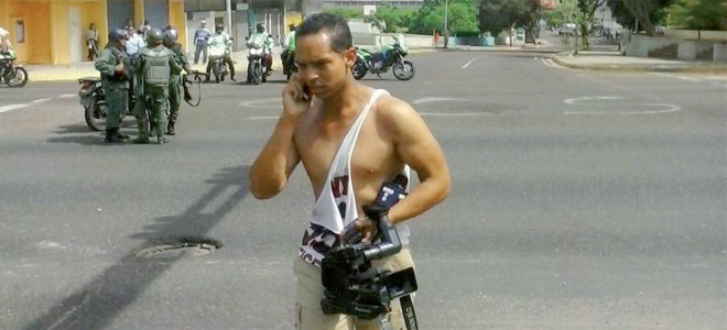 Fiscal investiga agresión de la GNB contra periodista