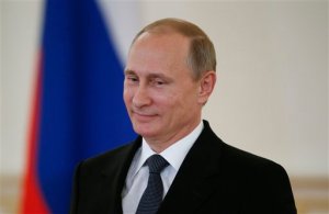 ¿El galán ruso? Vladímir Putin se rodea mujeres sexys a punto de casarse y se convierte en el “novio” de todas