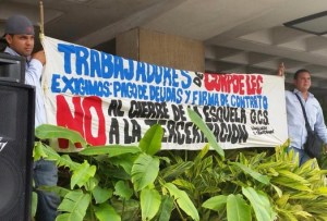 Trabajadores de varias sedes de Corpoelec exigieron firma del contrato colectivo