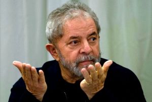 Lula declara por escrito para no comparecer ante fiscalía brasileña