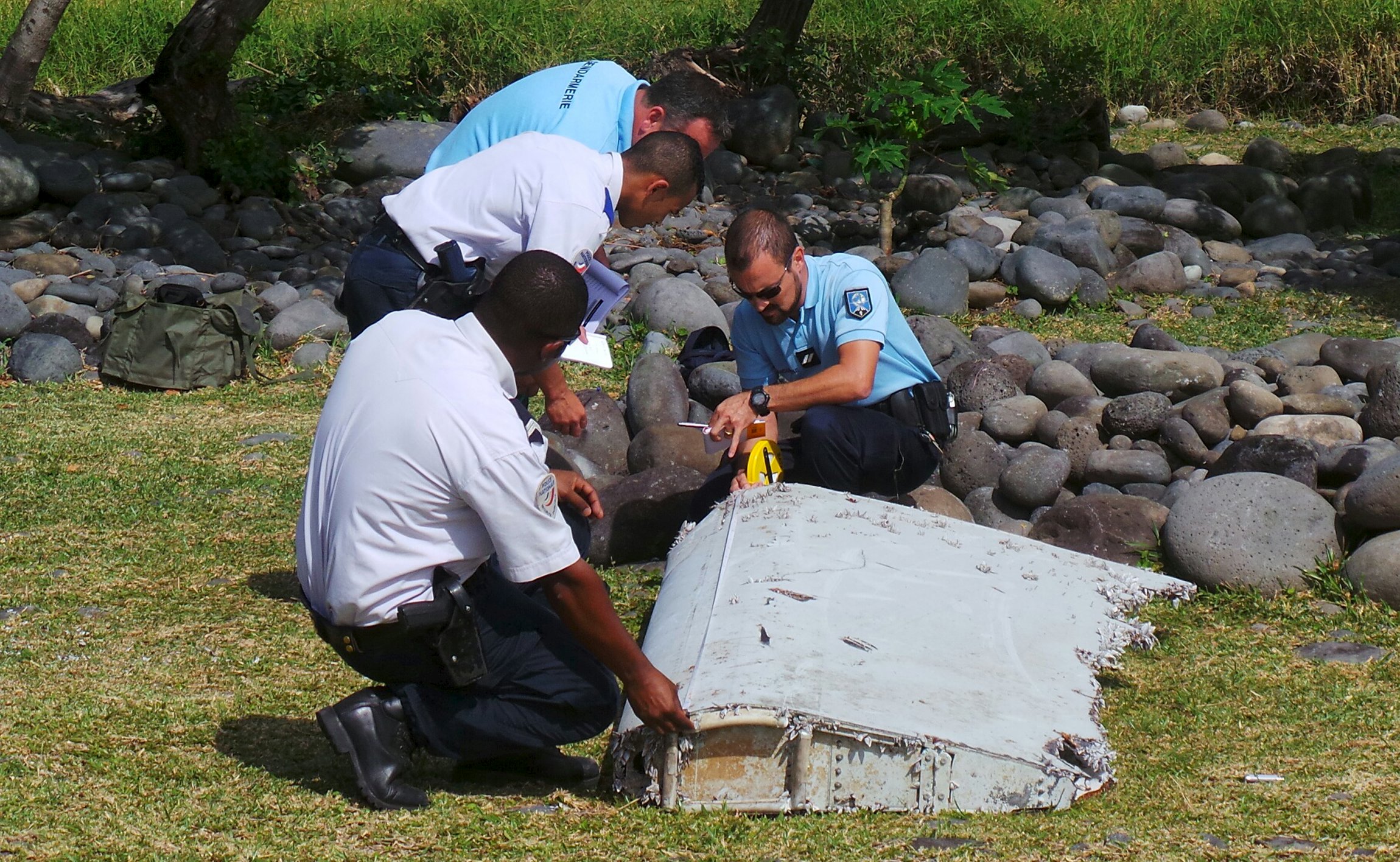 Restos hallados en la isla La Reunión no son del vuelo MH370