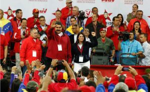 Maduro ha llevado al oficialismo a ser una clara minoría (encuesta Keller)