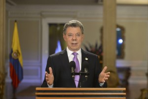 Santos afirma que la revolución bolivariana se está autodestruyendo (VIDEO)