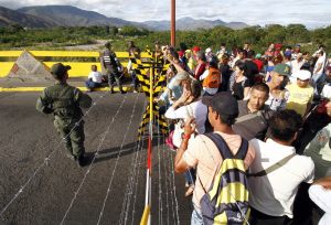 OEA pide rapidez en la reunificación de familias separadas por expulsiones desde Venezuela