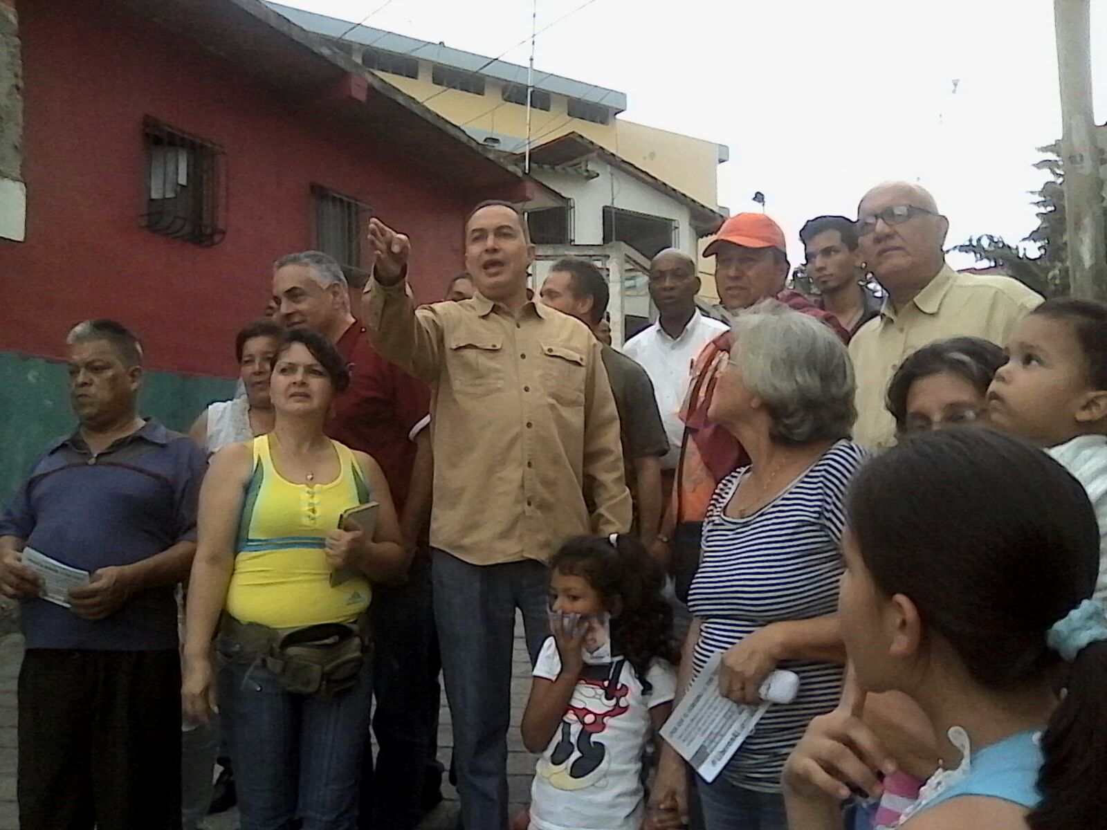 Richard Blanco y Stalin González realizaron casa por casa en Antímano