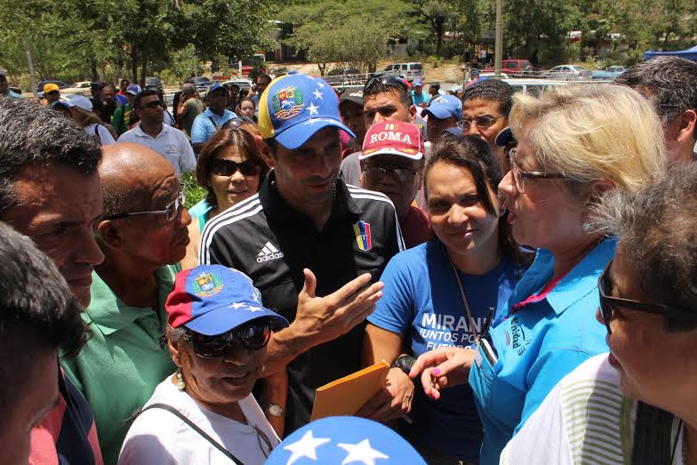 Capriles: Gobierno maniobra para enredar las elecciones parlamentarias