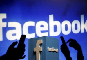 Publicidad en Facebook sólo generará costo a anunciantes si usuarios ven los avisos completos