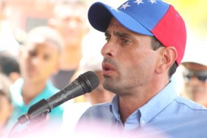 Capriles: Gobierno debe explicar por qué comandante timochenko se movilizó en avión de pdvsa