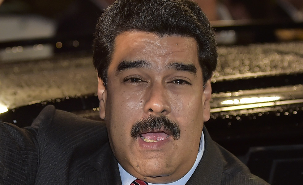 Maduro insiste en firmar documento para reconocer resultados electorales