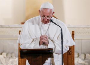 Papa Francisco envía pésame por las víctimas del accidente de autobús en España