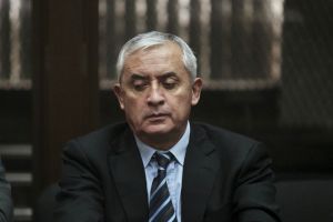 Juez ordena retorno a prisión del expresidente de Guatemala Pérez Molina