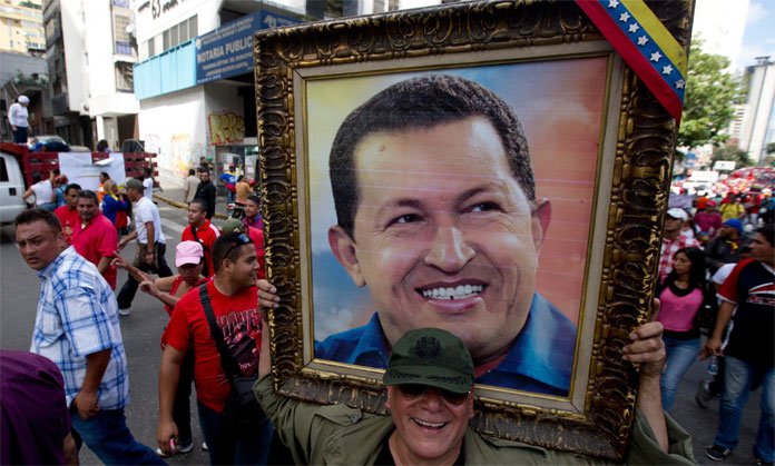 Germán Aponte: Explotar la imagen de Chávez es una estrategia recurrente