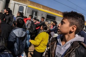 Presidente eslovaco insta al Este a no dividir la UE en el tema refugiados